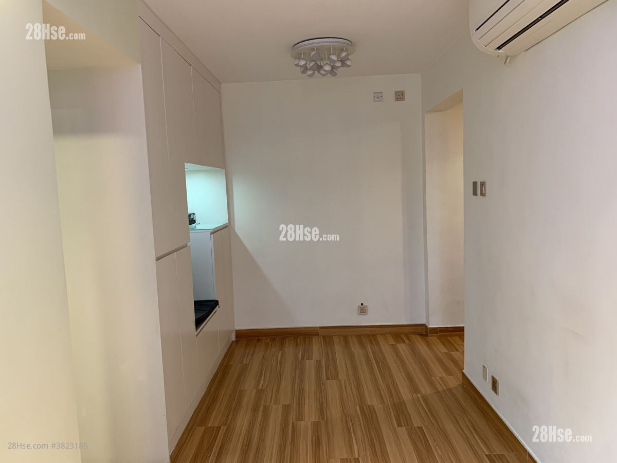 Hong Tin Court Rental 2 Bedrooms , 1 Bathroom 420 ft²