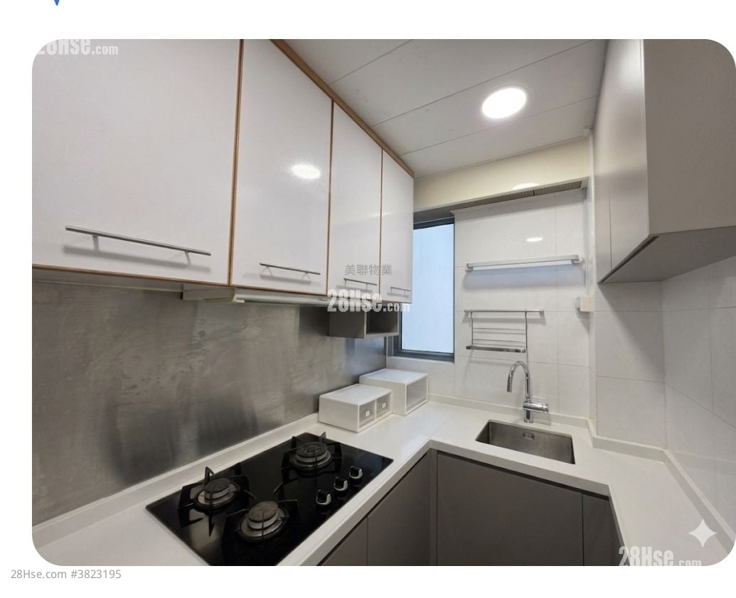 kitchen: Rambler Crest Sell 2 Bedrooms , 1 Bathroom 485 ft²