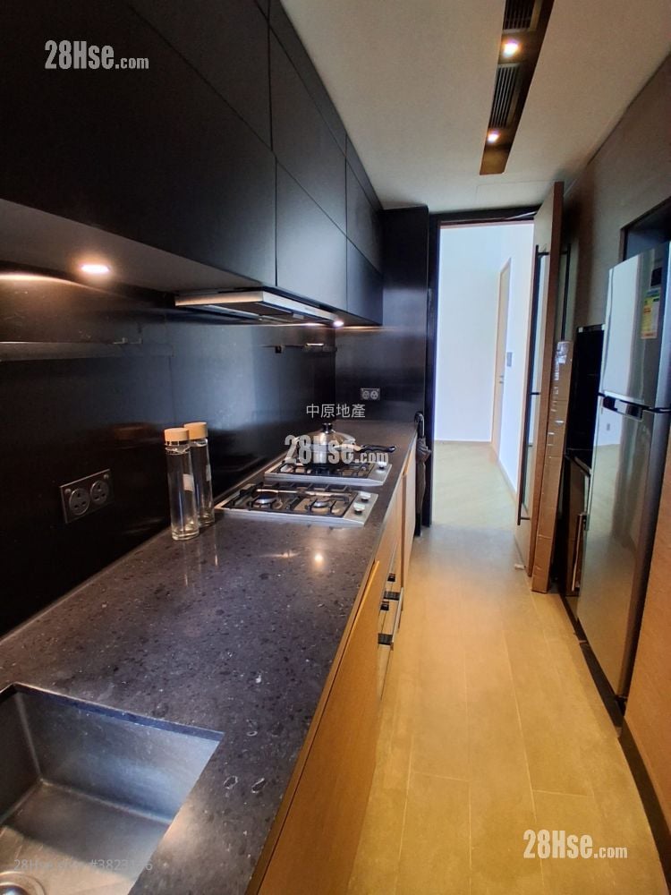 柏傲山 售盤 3 房 , 2 浴室 915 平方呎