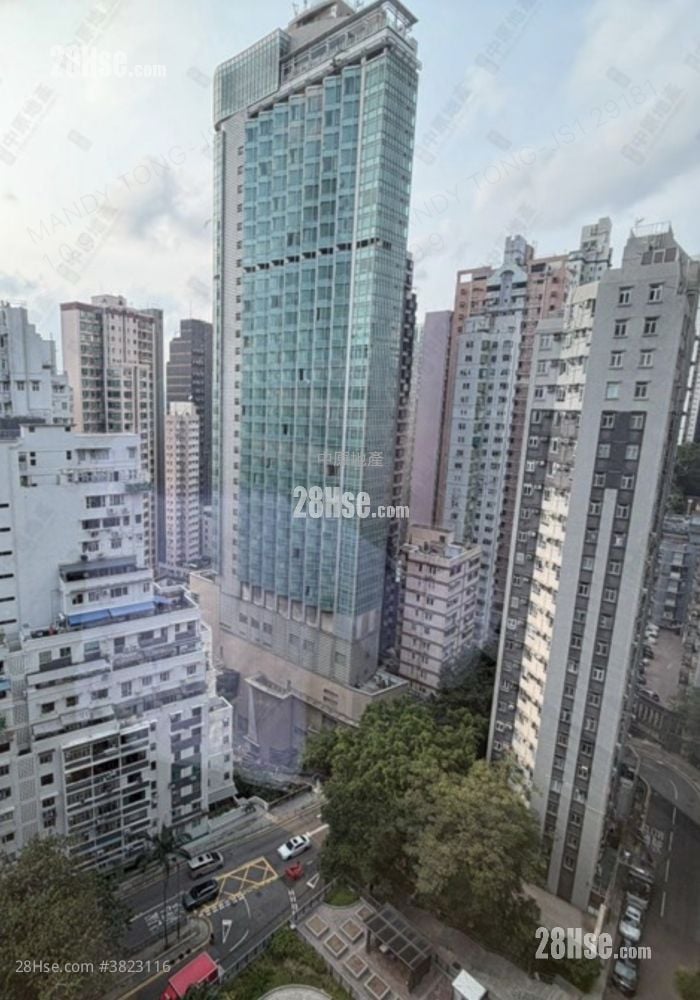 柏傲山 售盤 3 房 , 2 浴室 915 平方呎