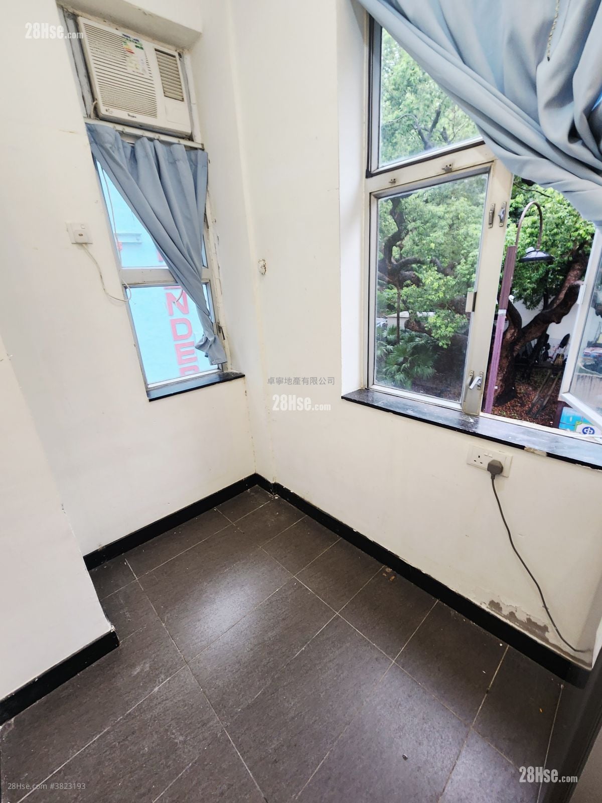 单幢楼房 租盘 130 平方尺