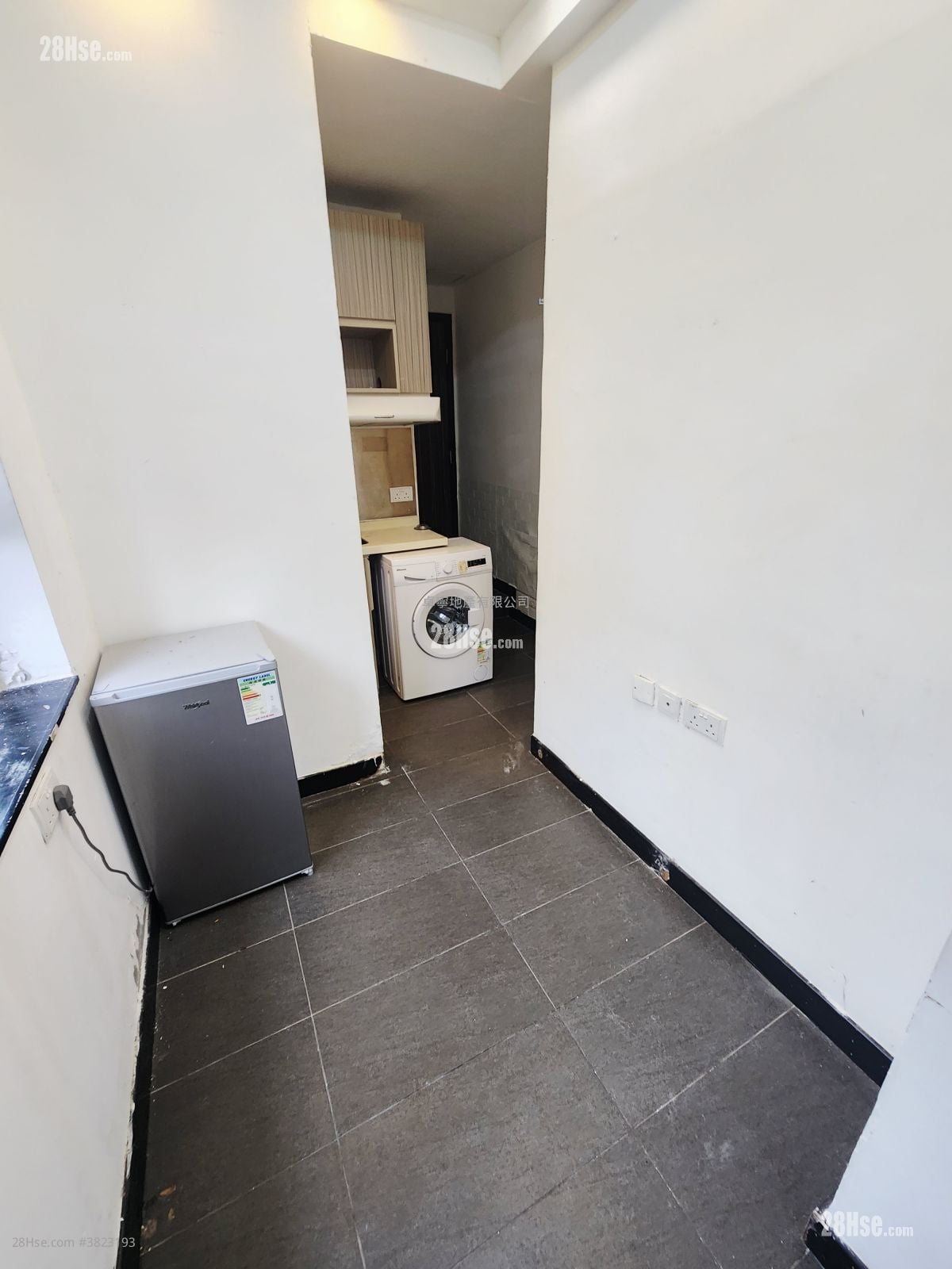 单幢楼房 租盘 130 平方尺