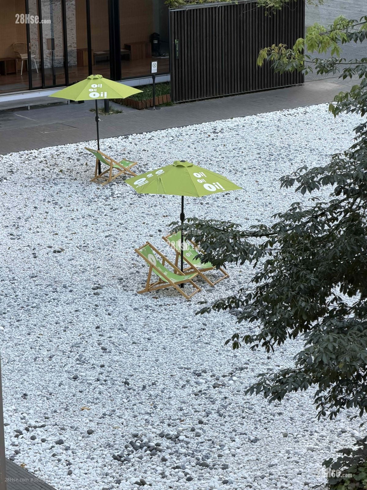 Seaview Building Rental 278 ft²