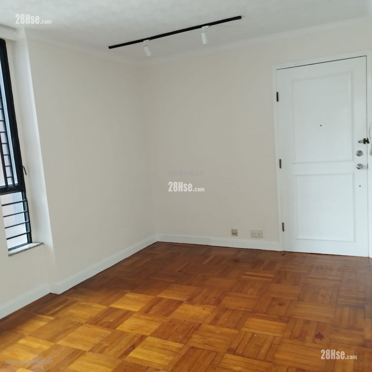 Sun Yuen Long Centre Rental 2 Bedrooms , 1 Bathroom 485 ft²
