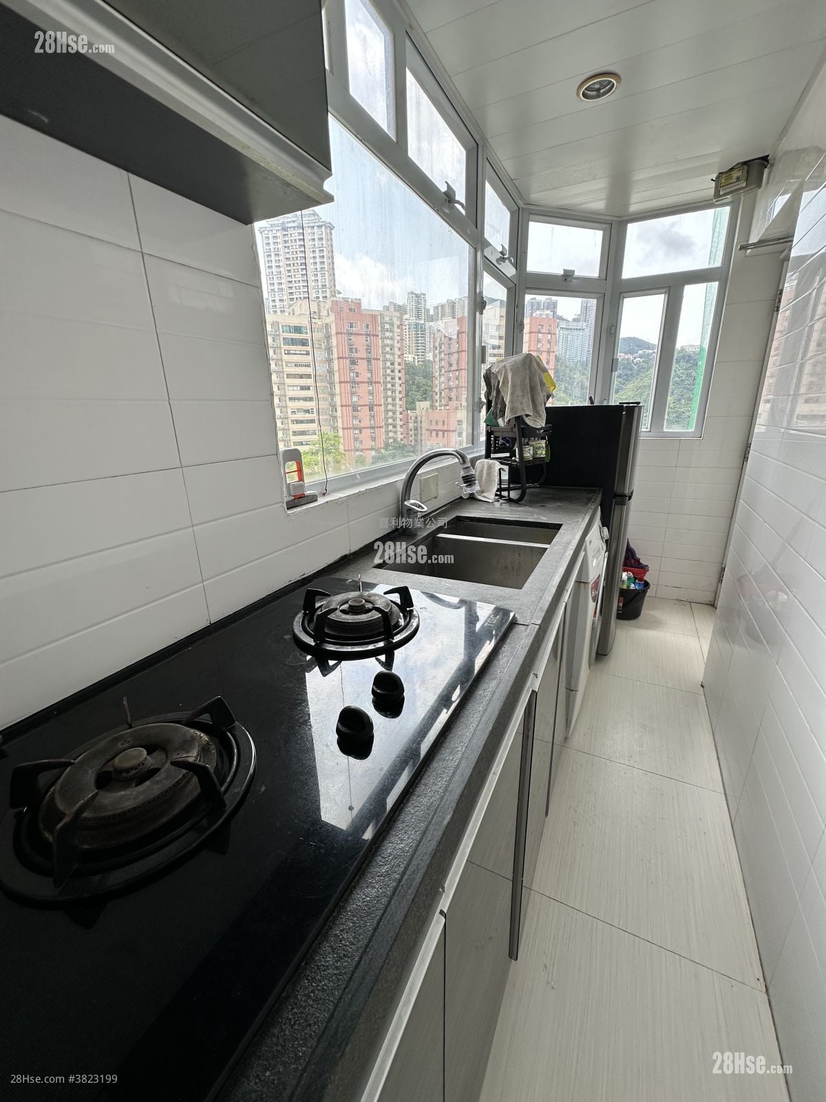 新豪阁 租盘 254 平方尺