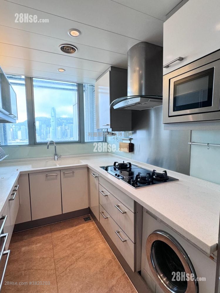 君临天下 租盘 3 房 , 2 浴室 1,051 平方尺