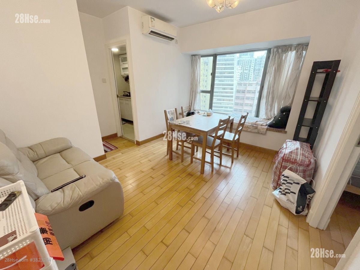 Queen's Terrace Rental 1 Bedroom , 1 Bathroom 322 ft²