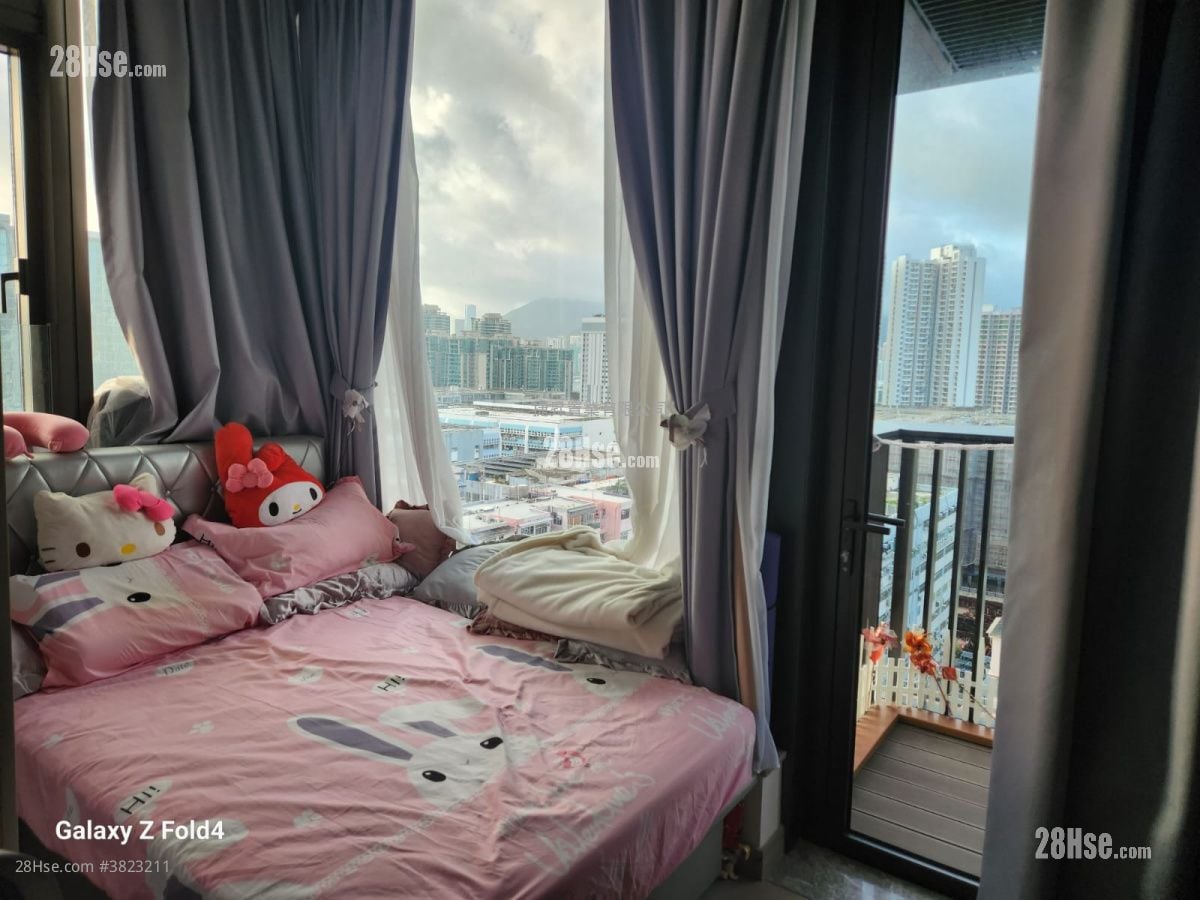 The Vantage Sell 2 Bedrooms , 2 Bathrooms 425 ft²