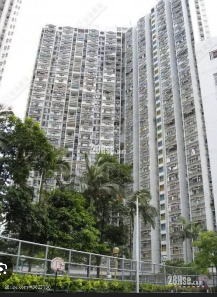 Tak Nga Court Sell 2 Bedrooms , 1 Bathroom 443 ft²