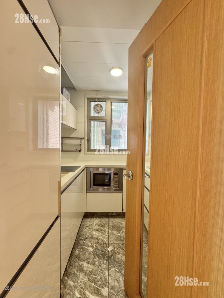 君汇港 租盘 2 房 , 1 浴室 478 平方尺