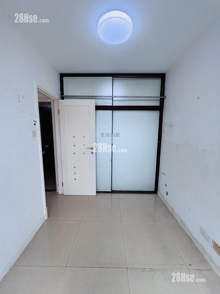 傲云峰 租盘 2 房 , 1 浴室 539 平方尺