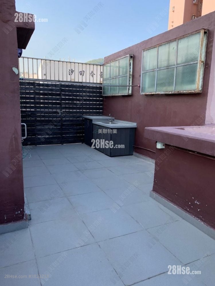 Jubilee Garden Sell 3 Bedrooms , 1 Bathroom 665 ft²