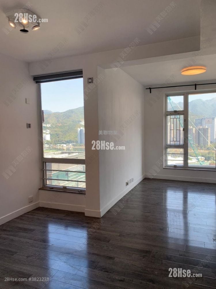 Jubilee Garden Sell 3 Bedrooms , 1 Bathroom 665 ft²