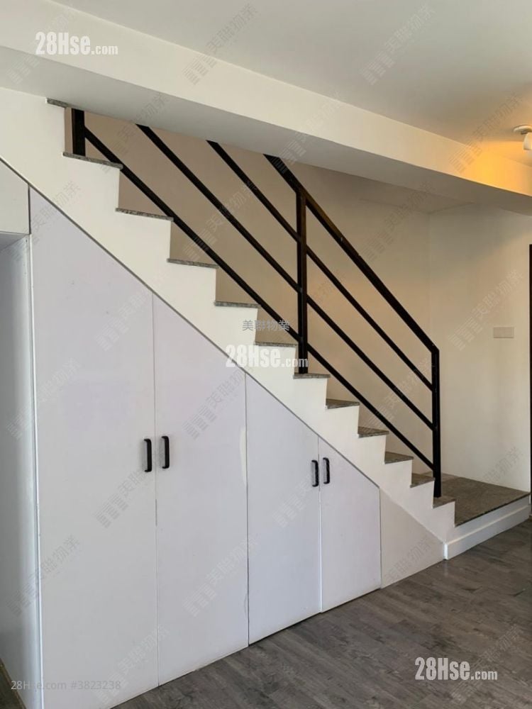 Jubilee Garden Sell 3 Bedrooms , 1 Bathroom 665 ft²