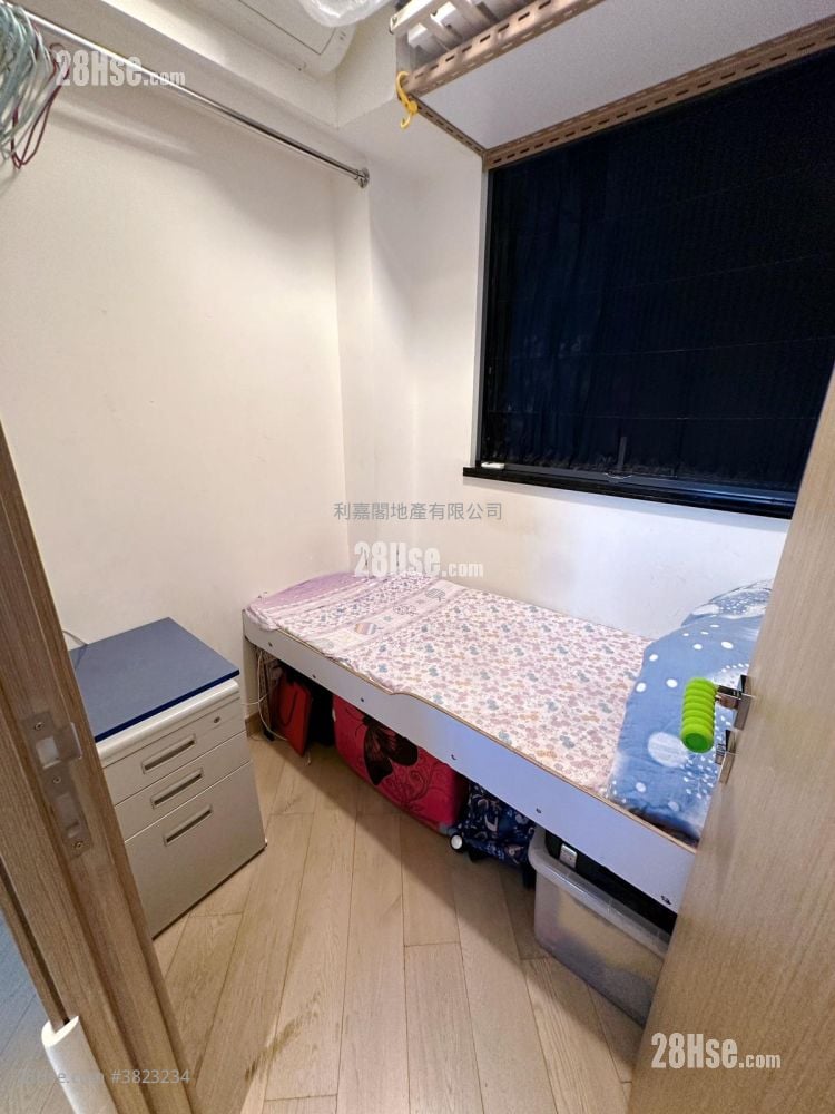 Double Cove Sell 3 Bedrooms , 1 Bathroom 570 ft²