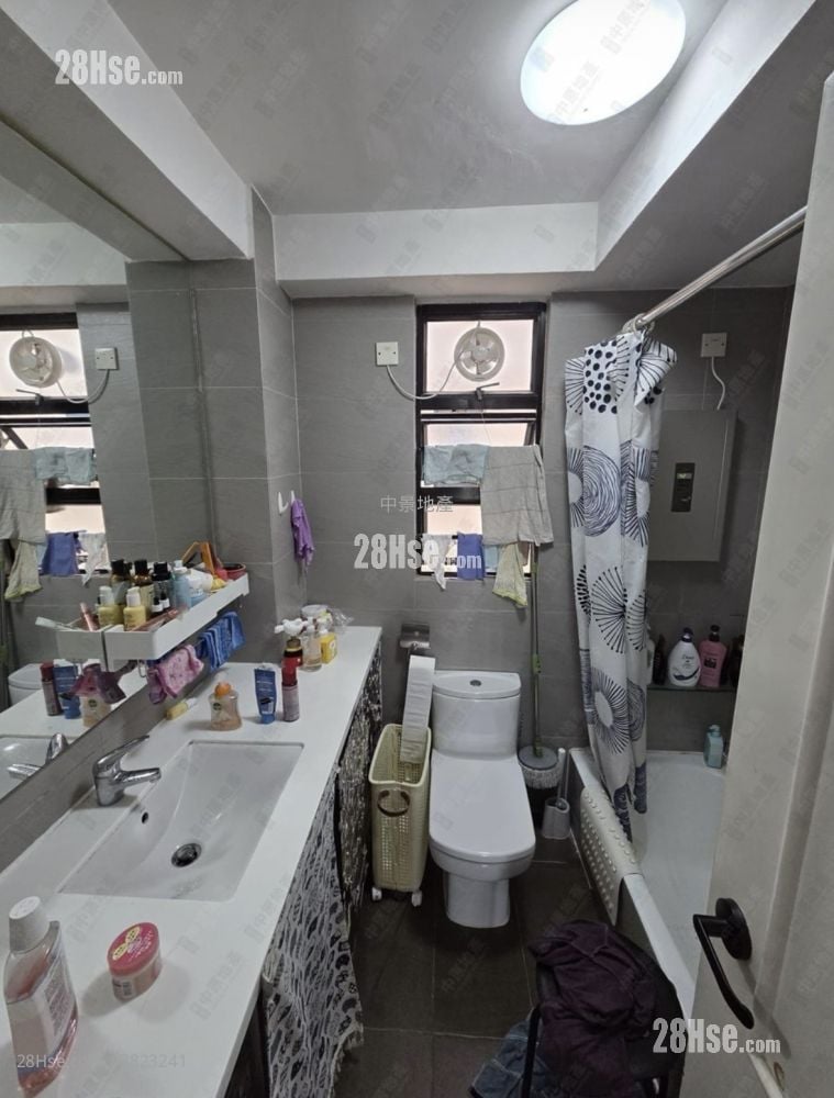 欣荣花园 售盘 2 房 , 1 浴室 566 平方尺