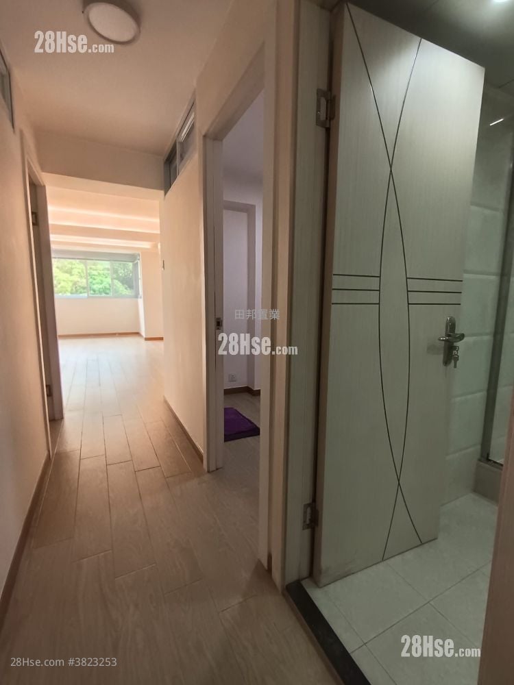 村屋 租盤 3 房 700 平方呎