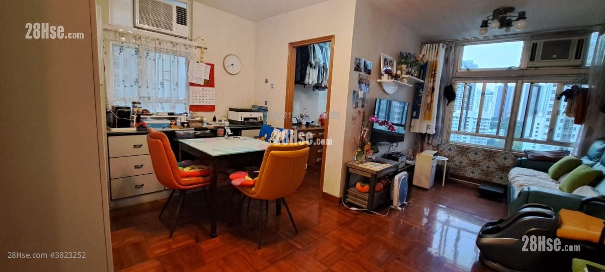 Ying Ming Court Sell 645 ft²