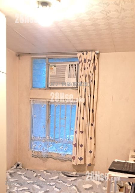 Ying Ming Court Sell 645 ft²