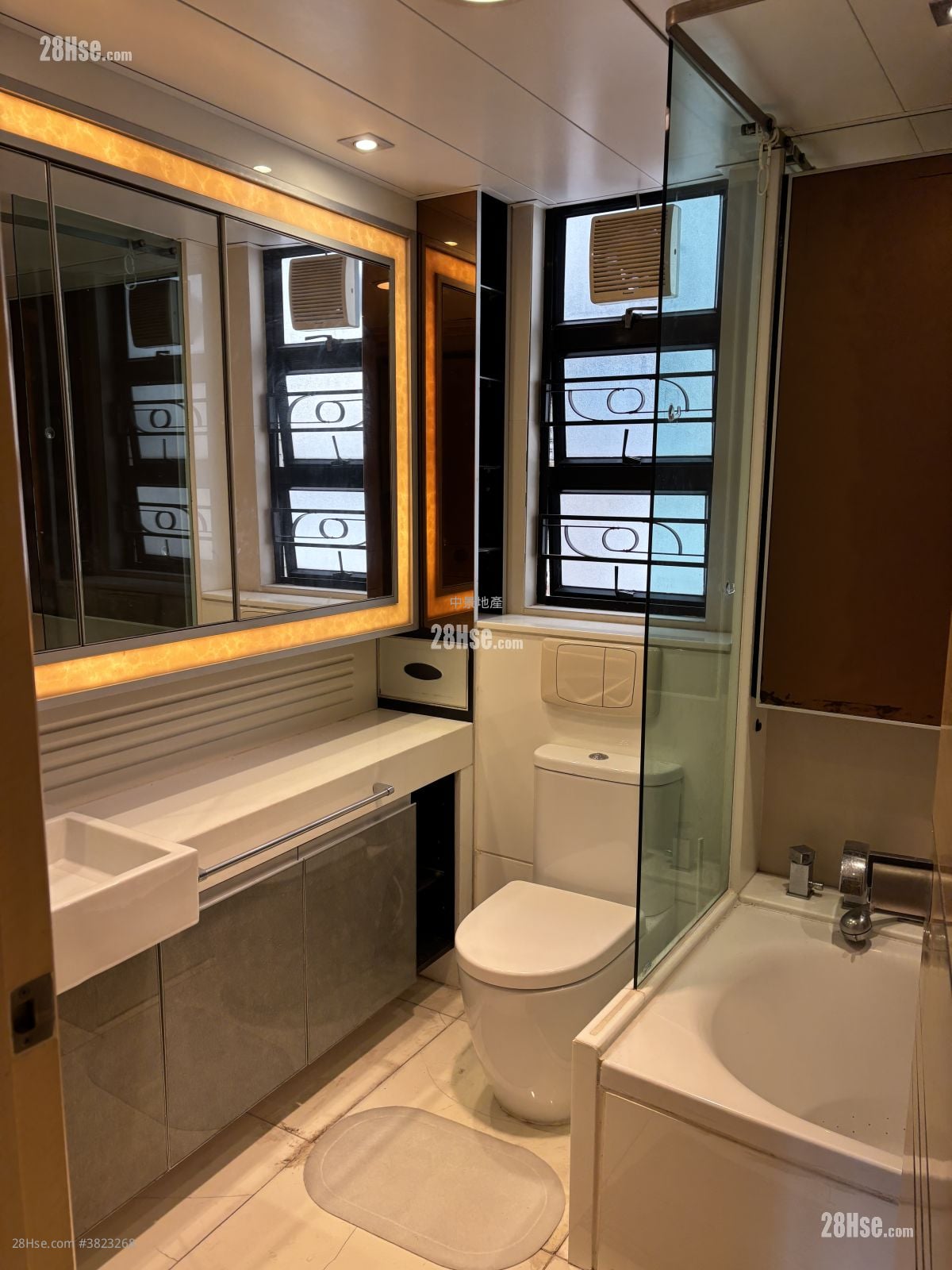 Jubilant Place Sell 5+ Bedrooms , 4 Bathrooms 773 ft²