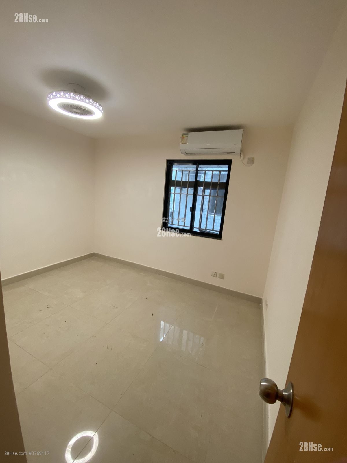 村屋 售盤 2 房 , 1 浴室