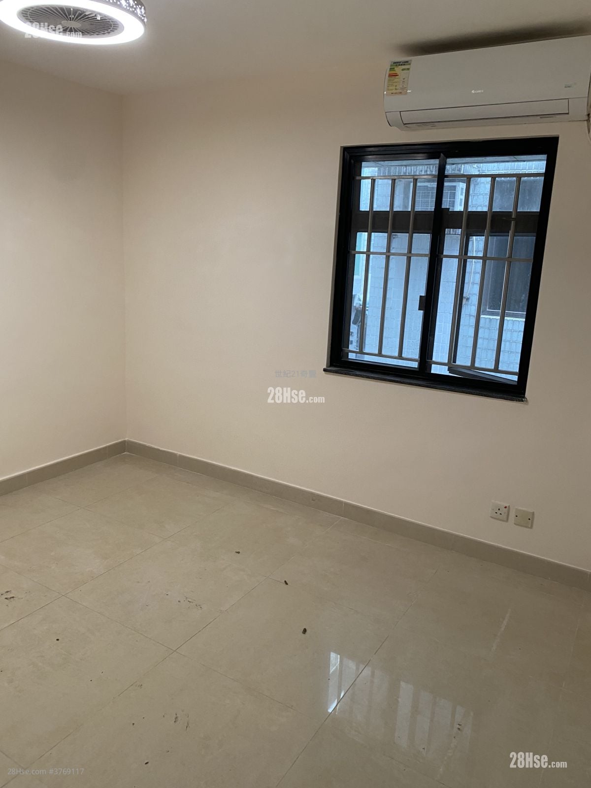 村屋 售盤 2 房 , 1 浴室