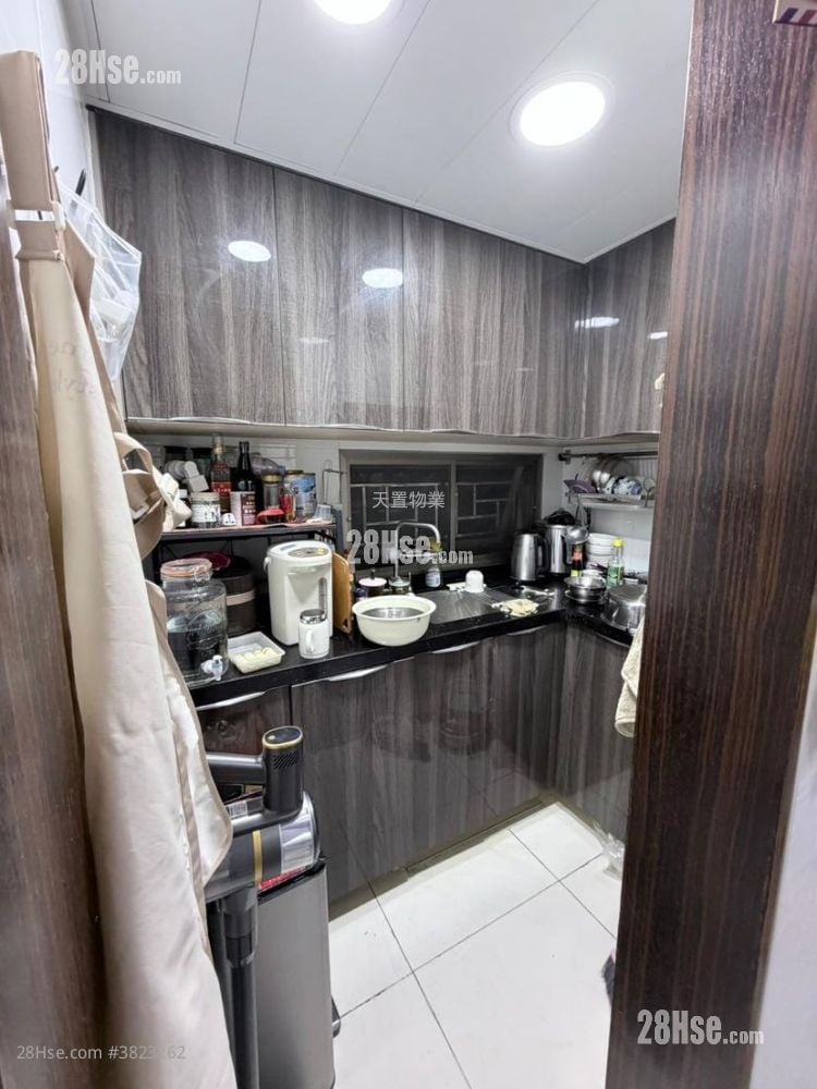 Prestige Sell 3 Bedrooms , 2 Bathrooms