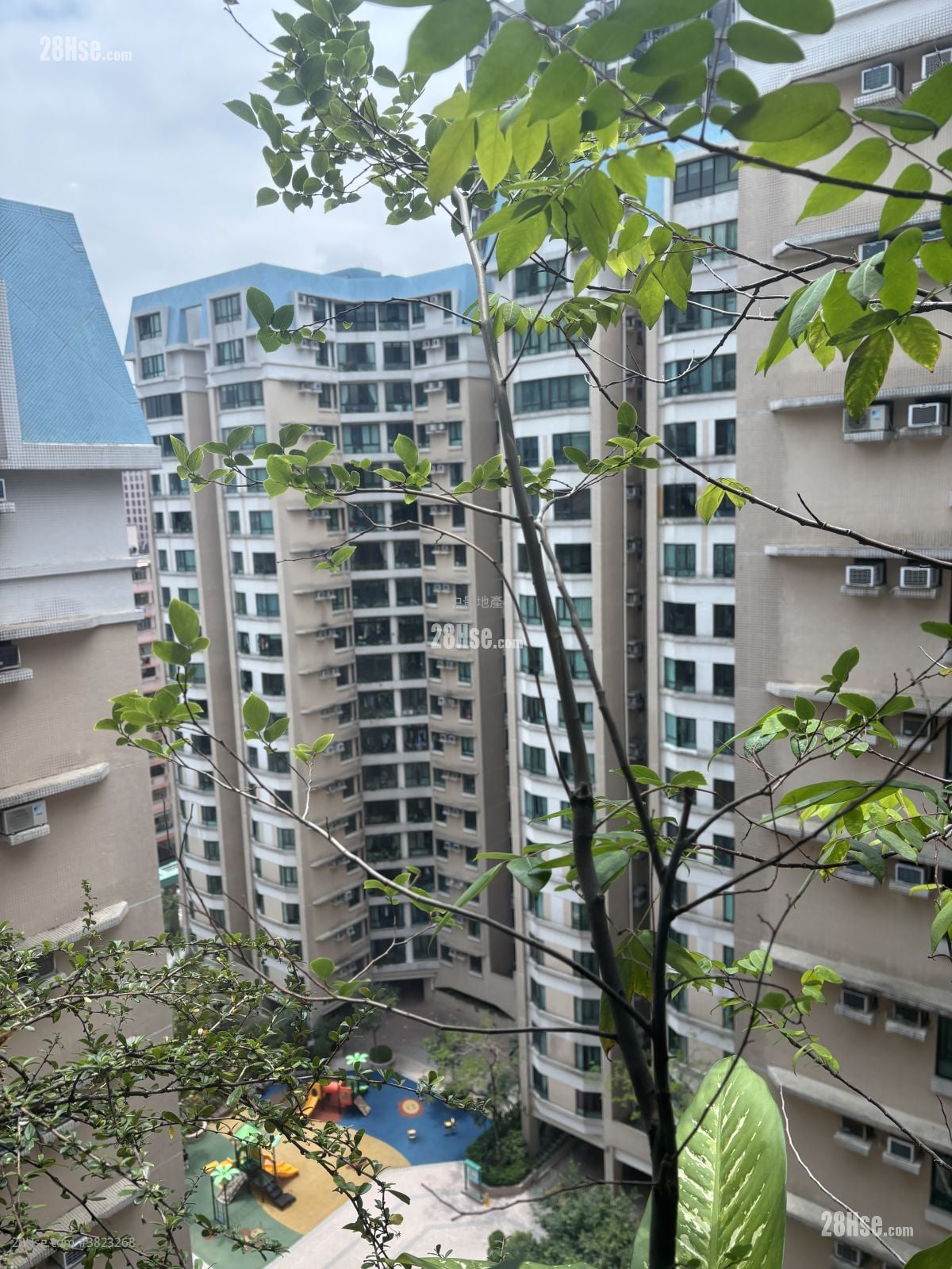 Jubilant Place Sell 5+ Bedrooms , 4 Bathrooms 773 ft²