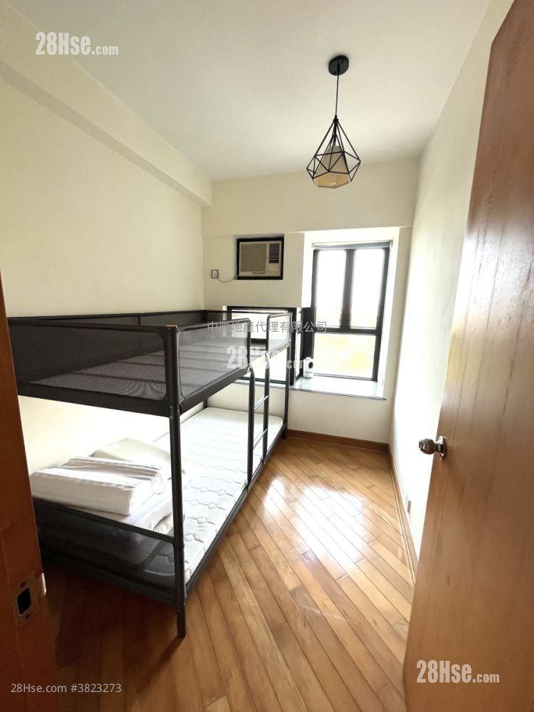 愛琴海岸 售盤 4 房 , 3 浴室 811 平方呎