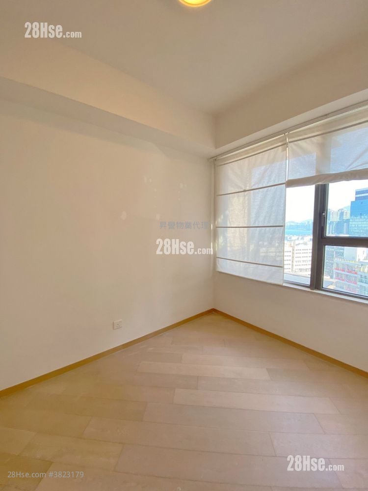 Upper East Sell 1 Bedroom , 1 Bathroom 322 ft²