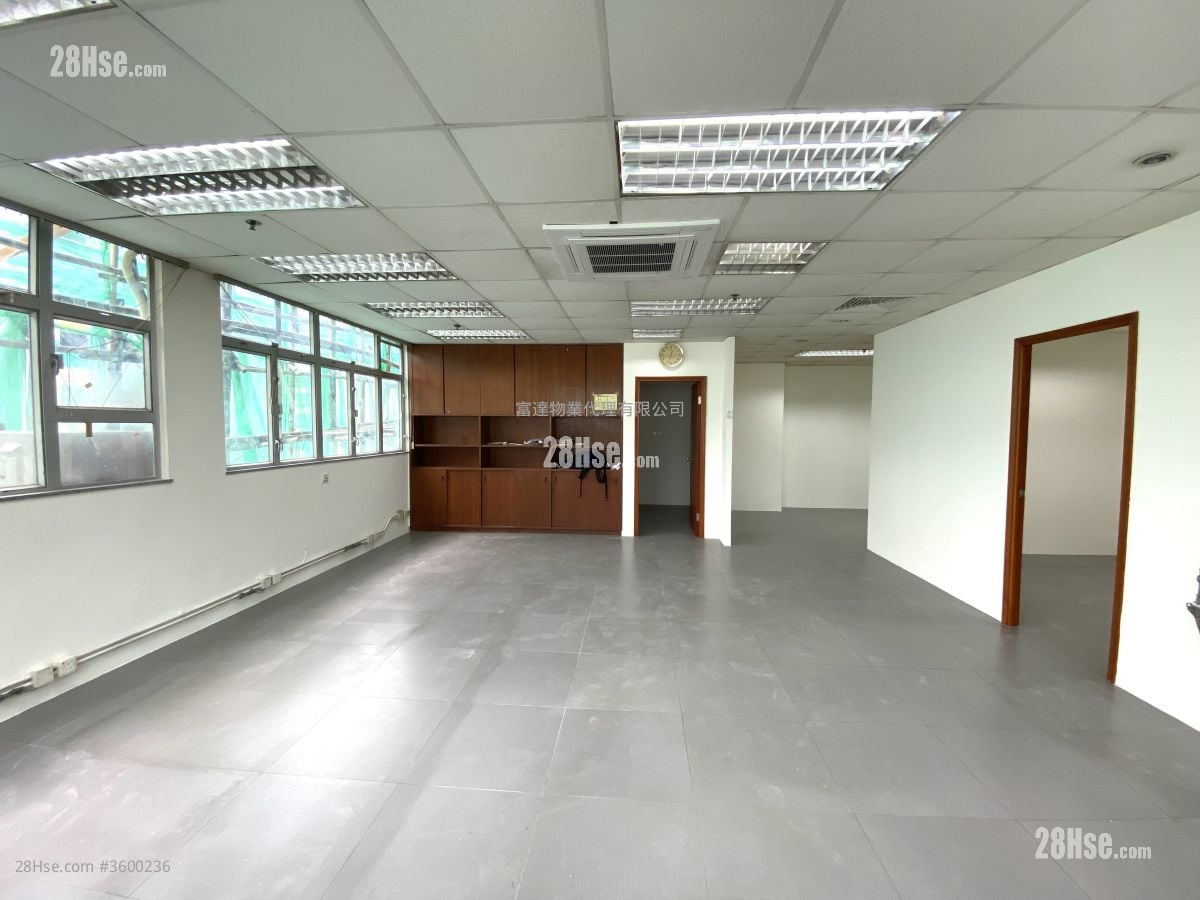 高威工業中心 租盤 1,000 平方呎