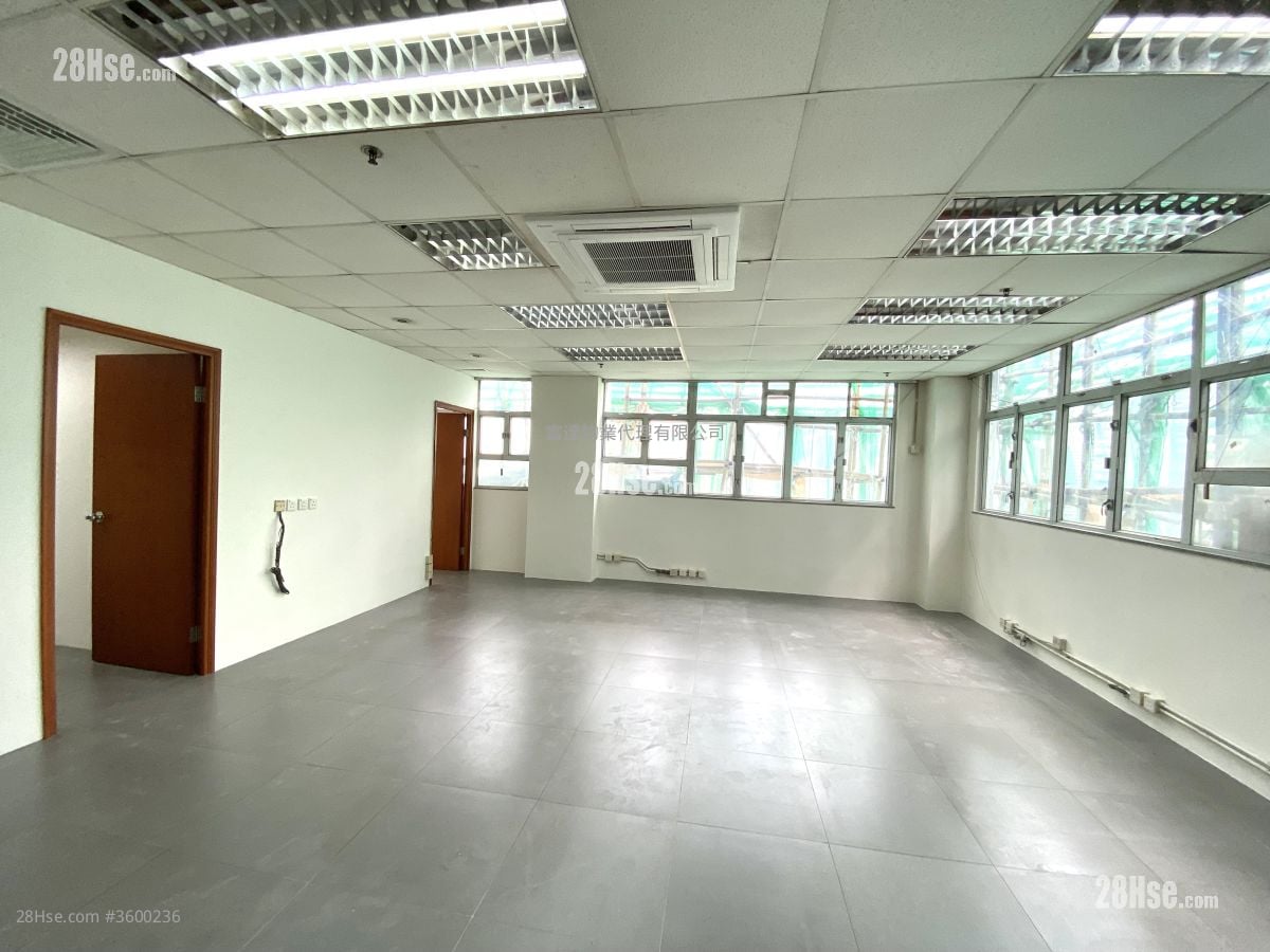 高威工業中心 租盤 1,000 平方呎