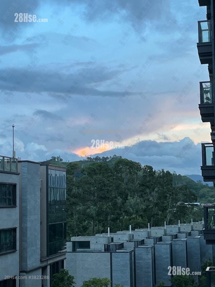 Wetland Seasons Park 售盘 3 房 696 平方尺