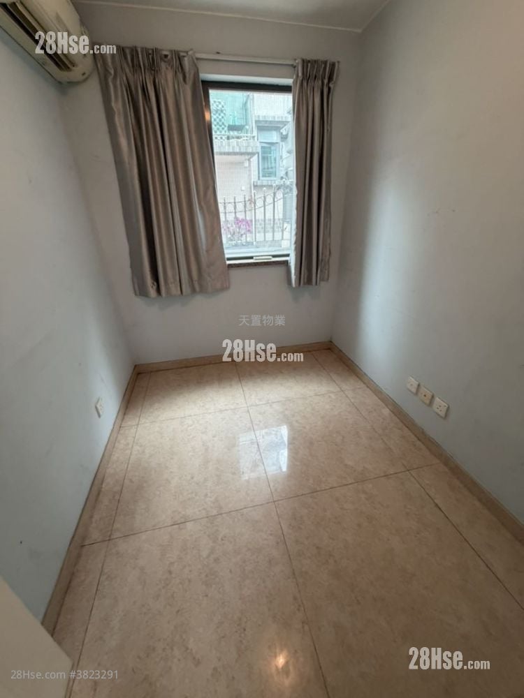 新李屋村 租盘 3 房 , 1 浴室 700 平方尺