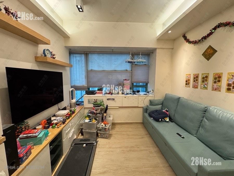 名逸居 售盘 2 房 551 平方尺