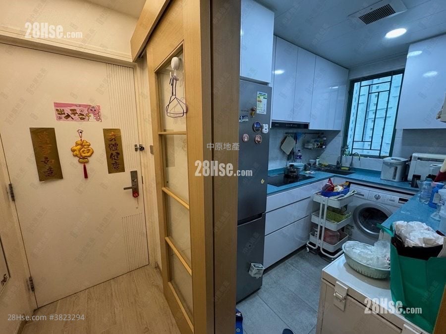 名逸居 售盘 2 房 551 平方尺