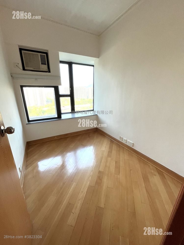 爱琴海岸 售盘 4 房 , 2 浴室 742 平方尺