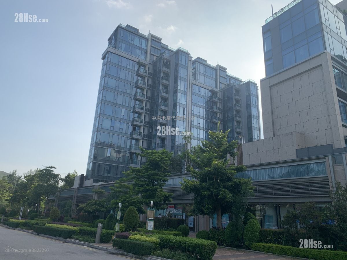 Riva Sell 4 Bedrooms , 2 Bathrooms 1,043 ft²