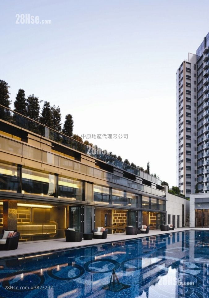 Riva Sell 4 Bedrooms , 2 Bathrooms 1,043 ft²