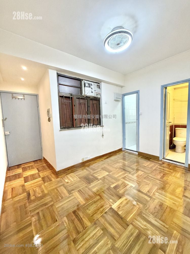 霭华大厦 售盘 2 房 , 1 浴室 321 平方尺