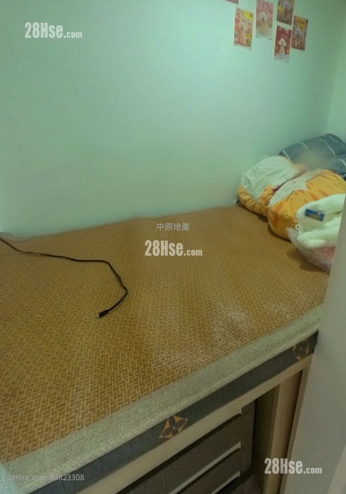 海之恋 租盘 4 房 , 5+ 浴室 1,942 平方尺