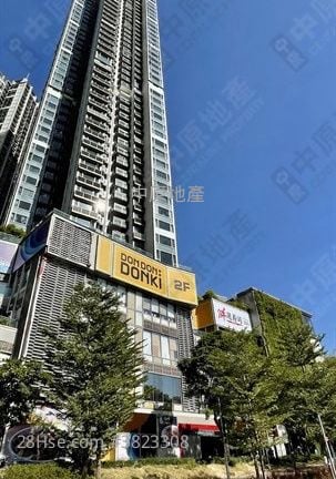 海之恋 租盘 4 房 , 5+ 浴室 1,942 平方尺