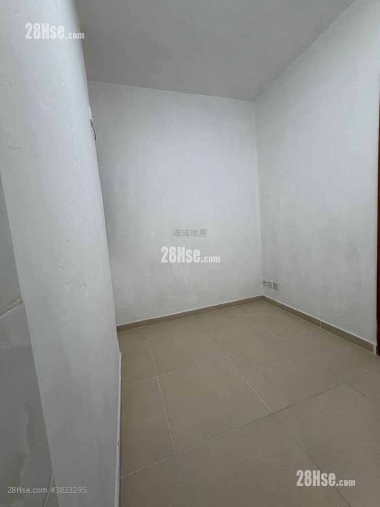 觀塘大廈 租盤 1 房 , 1 浴室 190 平方呎