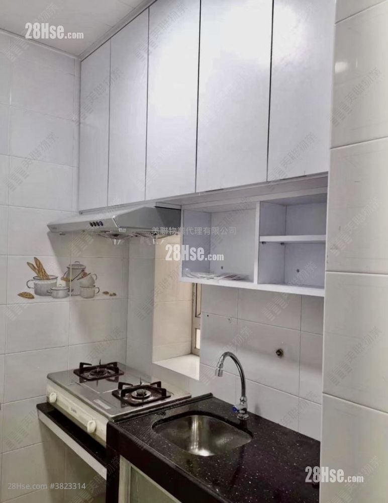 富華中心 售盤 2 房 390 平方呎