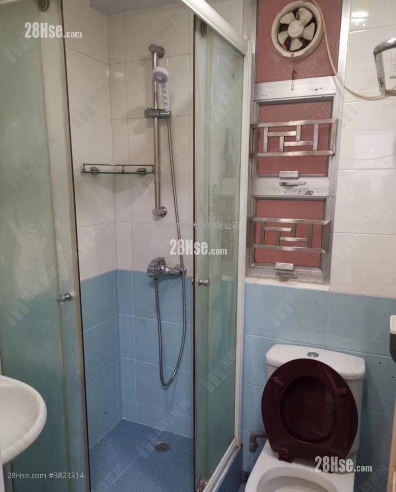 富華中心 售盤 2 房 390 平方呎