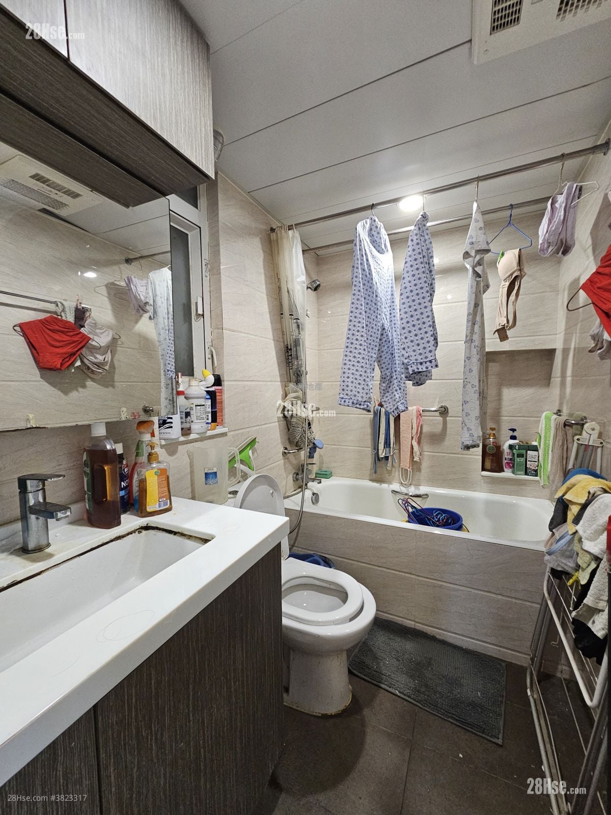 單幢樓房 售盤 2 房 , 1 浴室 552 平方呎