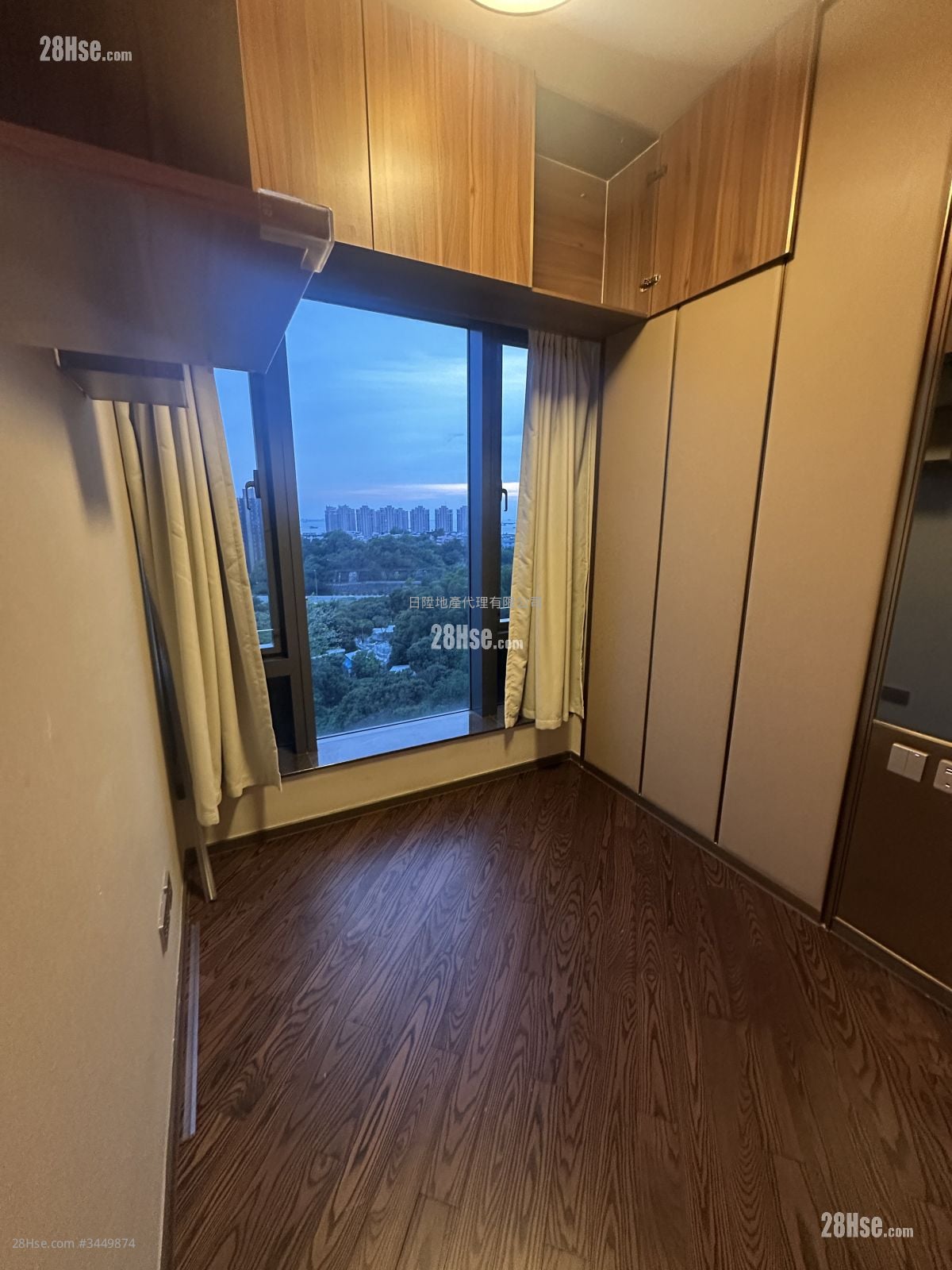 緹岸 租盤 1 房 , 1 浴室 305 平方呎