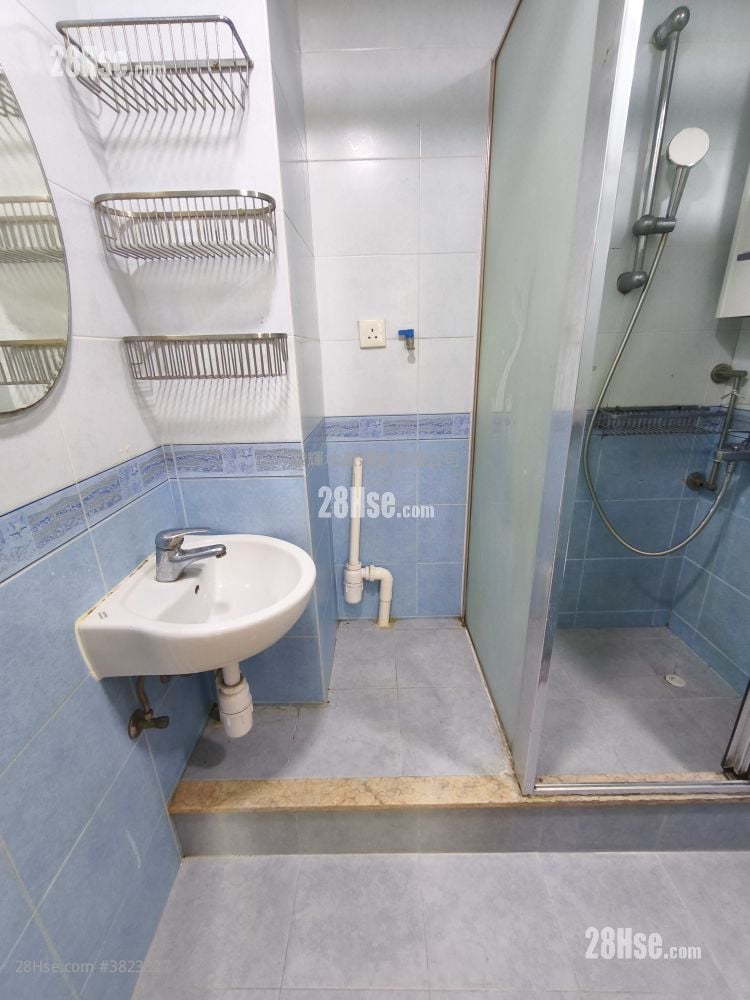 鴻威大廈 租盤 2 房 , 1 浴室 326 平方呎