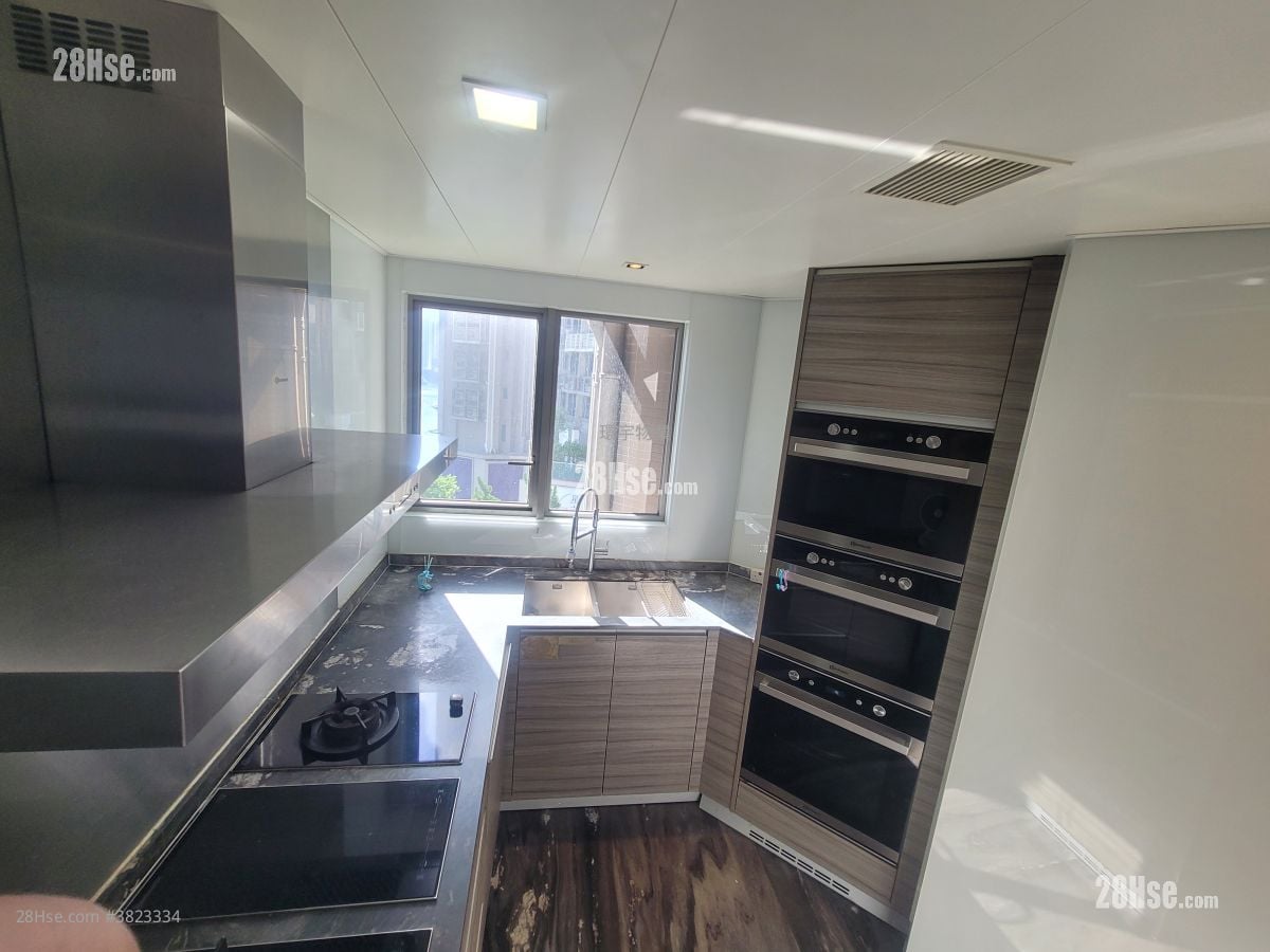 Ocean Pride Sell 5+ Bedrooms , 3 Bathrooms 1,161 ft²