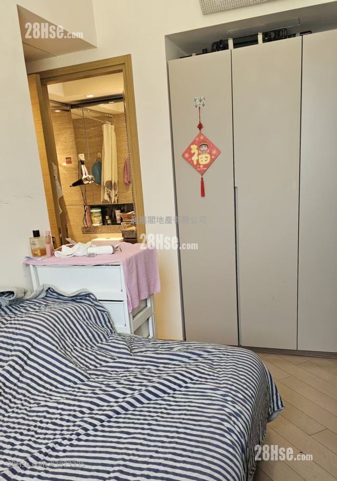 峻巒 售盤 3 房 , 2 浴室 714 平方呎